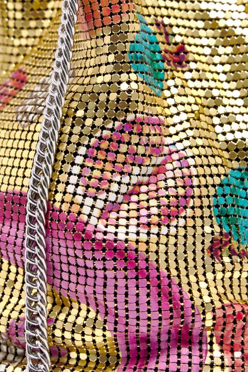 mesh bag met bananenmix print bucket bag Bimba Y Lola gouden accessoires 4HDL146